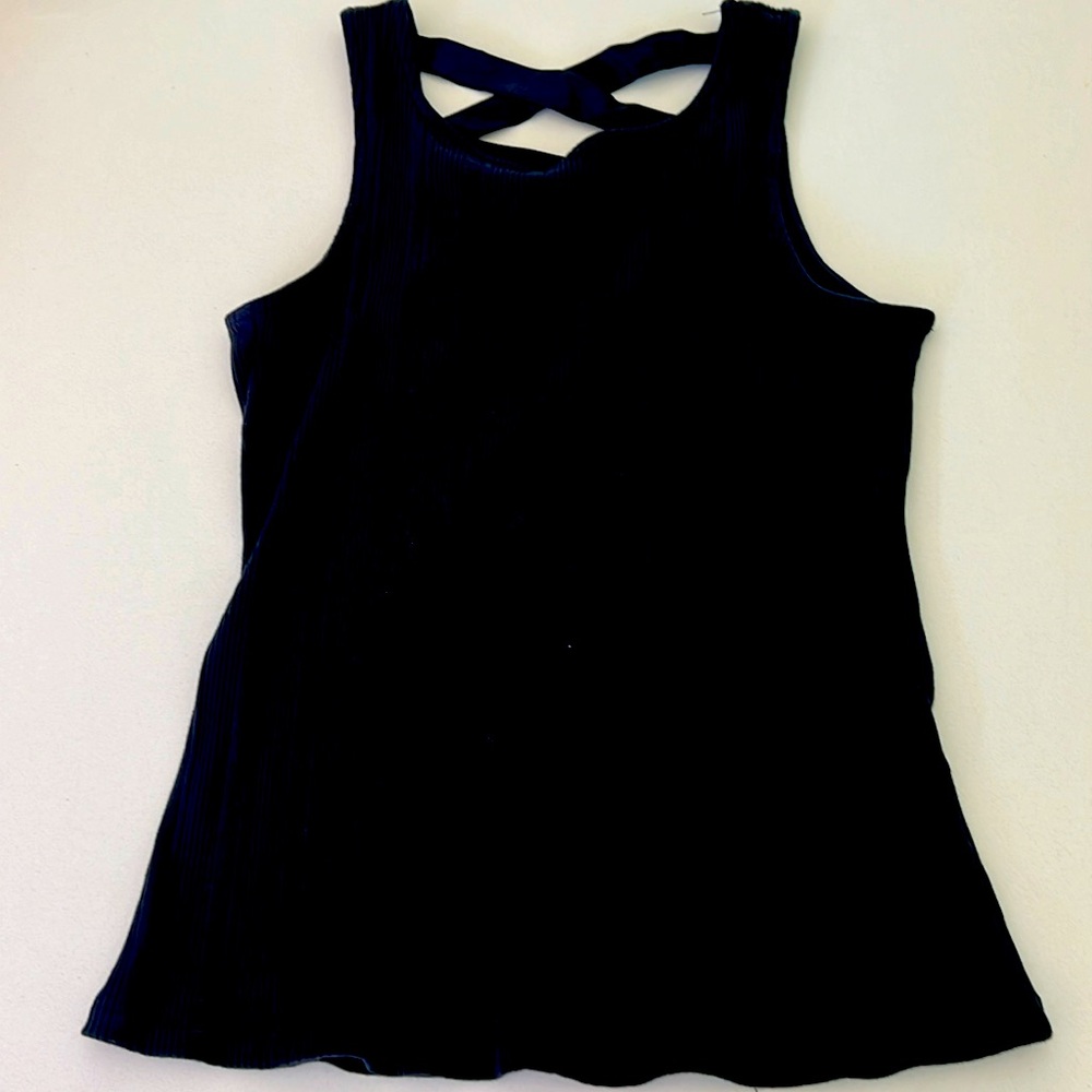 Anthropologie lovely tank top.